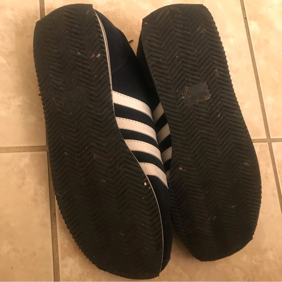 Jox Black and White Sneakers Size 10 ✨ - Picture 3 of 3